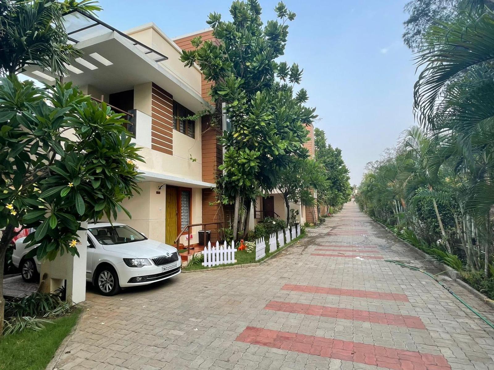 Barefootbay - Villa With Private Beach Access Chennai Esterno foto
